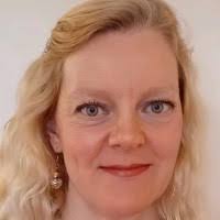 100+ "Vicki Thomson" profiles