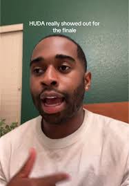 Huda Fans After The Final