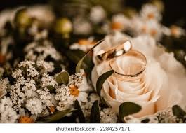 Engagement Rings with Flowers