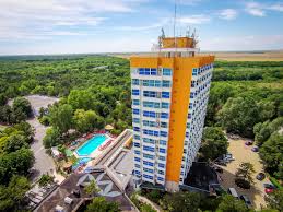 Toate acestea imbinate confera un farmec cu totul special, unic, prin cadrul. Hotel Majestic Olimp Travelminit Ro
