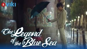 Find this pin and more on legend of the blue sea by seuwiti pai. The Legend Of The Blue Sea Ep 1 Jun Ji Hyun Waits In The Rain For Lee Min Ho Youtube