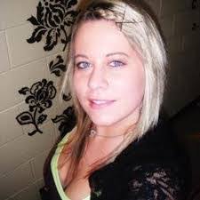 Julie Brochu's Instagram, Twitter & Facebook