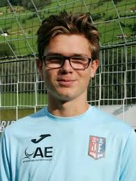 Gestern konnten sich zwei Jungs bei der Auswahl der B-JUGEND unter Beweis  stellen. In Neumarkt spielte die Auswahl in einem Testspiel gegen die  Mannschaft des AKA Tiroler Fußballverbandes (TFV). David Mair am