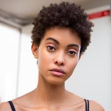 Curl centric defines the term big chop as the act of cutting off all of your relaxed hair, leaving only your beautiful new growth, which is natural hair. Big Chop In 2021 How To Diy Your Cut According To Hairstylists