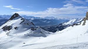 Nos lecteurs ont partagé 37 avis sur crans montana avec une note moyenne de 3,8. Ultima Chalets Ski Crans Montana Switzerland I Art De Vivre Art De Vivre Collection Luxury Designer Villa And Chalet Rentals Worldwide