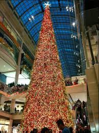 Tree Lightening At Toronto Eaton Centre Mall Christmas In Paris Christmas Holidays Christmas Tree