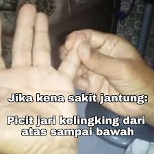 Sakit dada sebelah kiri biasanya merupakan gejala serangan jantung. Rahsia Urutan Ruas Jari Yang Boleh Hilangkan Rasa Sakit Dengan Gunakan Teknik Ni Silalah Cuba Soya Lemon Viral