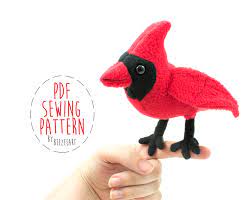Cardinal Plush Pattern By Beezeeart Craftsy Christmas Ornament Pattern Felt Christmas Ornaments Plush Pattern