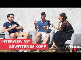 Sau să afli primul ce concursuri mai pregătim? Mit Gewitter Im Kopf Uber Den Dachern Berlins Das Interview Youtube