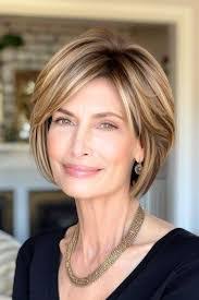 Carolyn Lepage's Instagram, Twitter & Facebook