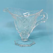 May 13, 2020 · this guide will help you identify and value your elegant glassware, including patterns made by fostoria, heisey, cambridge, duncan and miller, tiffin and others.elegant glassware is higher in quality than depression glass, although it was made in some of the same colors such as pink, green, and yellow along with a proliferation of clear patterns. Creamer And Sugar Bowl Orchid By Heisey Glass Etched And Footed Antigo Trunk