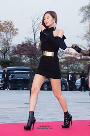 Pin By Syacchan On Jennie Kim Blackpink Fashion British Style Outfits Korean Beauty Girls