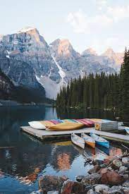 Moraine Lake In Alberta Canada Banff Nationalparks Travel Traveltips Traveldestinations Adventure Travel Places To Visit Places To Travel