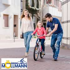 Der Fruhjahrsstart Ist Die Beste Zeit Um Fahrrad Fahren Zu Lernen Bei Uns Finden Sie Eine Grosse Auswahl An Kinderf Kinderfahrrad Kinder Fahrrad Jugendfahrrad