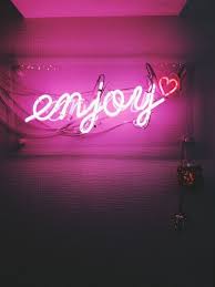  Imagen De Art Heart And Fashion Neon Quotes Neon Signs Neon Words