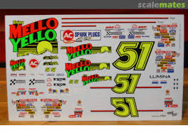 Een setje panelen van een lumina uit 1990. 51 Mello Yello Days Of Thunder Power Slide Decals Ps 43 1990