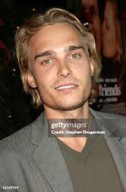 308 Stephen Kern Stock Photos, High-Res Pictures, and Images