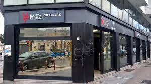 Localizza il bancomat di banca popolare di milano più vicino e trova informazioni dettagliate su tutte le filiali della tua zona. Popolare Bari Ecco Lo Sprofondo Rosso Della Banca Gestita Da De Bustis Startmag