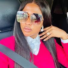 Ashly Rose's Instagram, Twitter & Facebook