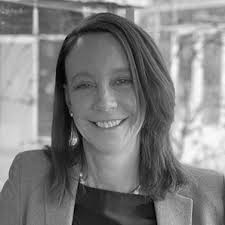 Maureen Herlihy's Instagram, Twitter & Facebook