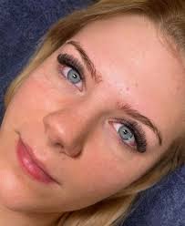 Hi everyone! I am licensed eyelash Specialist located in weslaco 😊 This is  my instagram, i have a HUGE promotion going