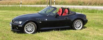 Hallo, da mein alter freund der renault jetzt weg ist, suche ich mir einen neuen gebrauchtwagen bis 5000€, ez sollte ab 2006 sein und sollte maximal bis zu da ich noch in der ausbildung bin und nicht so viel verdiene sollte er zwischen 100 und 150 ps haben um die versicherung, etc günstig zu halten. Sportwagen Bis 15 000 Finden Sie Auf Autoscout24 De