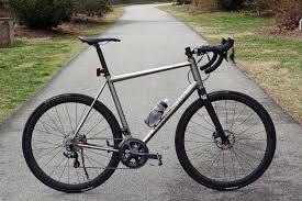 review litespeed t2 disc road bike proves incremental