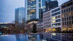 Allerdings verzeichnete die deutsche bank dem ranking zufolge ein minus von 8,6 prozent im vergleich zur bilanz 2017. Commerzbank Nur Noch Viertgrosste Bank In Deutschland Manager Magazin