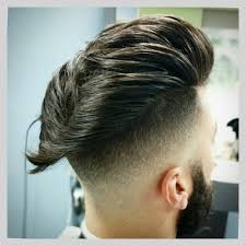 The formation of this hairstyle requires that hair be combed backwards all round the sides of the head whereby the combs teeth is used to make out a central parting running from the crown downwards to the back of the head at the nape which resembles the duck's rear end leading to the name duck tail. 16 Inspiring Ducktail Haircuts To Uplift Your Style Cool Men S Hair