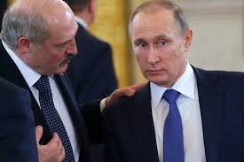 <p>президент беларуси александр лукашенко в годовщину самых громких в суверенной истории беларуси президентских выборов решил провести большую встречу с журналистами. Lukashenko Pereputal Putina S Medvedevym V Minske Vedomosti