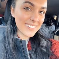 Laura Lakin's Instagram, Twitter & Facebook