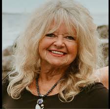 A fascinating post from Jackie Hildering, The Marine Detective …. ( A page  well worrh following ) 💦💦💦 “ What's this you ask? It may be the rarest  sighting I have had