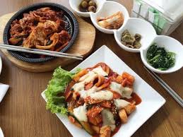 Kimchi go, tempat makan korea di surabaya yang sudah sangat populer. 10 Rekomendasi Restoran Korea Di Surabaya Dengan Sajian Beragam 1