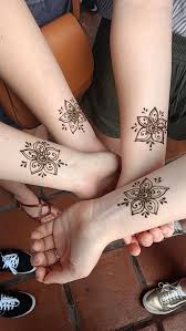 36 Beautiful Henna Tattoo Design Ideas In 2020 Henna Tattoo Designs Henna Tattoo Hand Simple Henna Tattoo