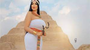 الهرم,صور سلمي الشيمي,سلمى الشيمي موديل,الموديل سلمى الشيمى,صور سلمى الشيمي,سلمى الشيمي سقارة,سلمي الشيمي عود البطل,حبيبتي افتحي شباكك انا جيت. ÙÙˆØªÙˆØ³ÙŠØ´Ù† Ø³Ù‚Ø§Ø±Ø© ÙØªØ§Ø© Ø³Ø¹Øª Ù„Ù„Ø´Ù‡Ø±Ø© Ù„ØªØ¬Ø¯ Ù†ÙØ³Ù‡Ø§ Ø®Ù„Ù Ø§Ù„Ø£Ø³ÙˆØ§Ø± Ø±ÙˆØ§Ø¯ Ø§Ù„Ø³ÙˆØ´ÙŠØ§Ù„ Ø£Ø·Ù„Ù‚ÙˆØ§ Ø§Ù„Ø´Ø±Ø§Ø±Ø© ÙˆØ·Ø§Ù„Ø¨ÙˆØ§ Ø¨Ù…Ø¹Ø§Ù‚Ø¨Ø© Ø³Ù„Ù…Ù‰ Ø§Ù„Ø´ÙŠÙ…Ù‰ ÙˆÙ…ØµÙˆØ±Ù‡Ø§ ÙˆØ®Ø¨ÙŠØ± Ù‚Ø§Ù†ÙˆÙ†ÙŠ Ù„Ù… ØªØ±ØªÙƒØ¨ Ø¬Ù†Ø§ÙŠØ© ÙˆØ¹Ù‚ÙˆØ¨ØªÙ‡Ø§ Ø§Ù„ØºØ±Ø§Ù…Ø© Ø¯Ø§Ø± Ø§Ù„Ù‡Ù„Ø§Ù„