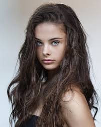 Meika Woollard Blonde Hair Girl Brown Hair And Grey Eyes Blonde Hair Characters