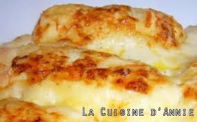Quenelles En Sauce Blanche Recette Quenelle Recette Recettes De Cuisine Quenelles