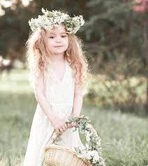 What a cute look to give your little girl. 50 Easy Wedding Hairstyles For Little Girls