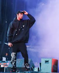 See more ideas about travis scott wallpapers, travis scott, purple aesthetic. Sfondi Mac Travis Scott