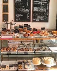 Prince Harry Meghan Markle Royal Wedding Cake Floral Flavors Cake Shop Interior Bakery Cafe Bakery