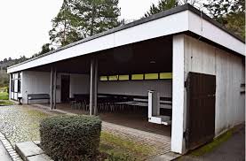 Ich beantrage / wir beantragen die genehmigung für. Friedhof Stuttgart Wangen Trauernde Stehen Nicht Mehr Im Regen Wangen Stuttgarter Zeitung