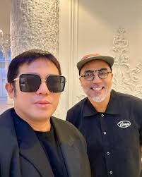 Chef JP Anglo meets the Impalpable Michael Cinco at Dubai Design District!  Thank you @chefjayps for the delicious lunch with @michaelcinco5 & team! 😊  Delicious, sweet, and irresistibly rich! Abela Online x