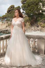 Wir setzen ihren traum vom hochzeitskleid auf bezaubernde art in die realität um.auf dem pfad zum glück finden sie bei adornia brautmode in siegburg eine. Brautmode Siegburg Brautmodengeschaft Adornia