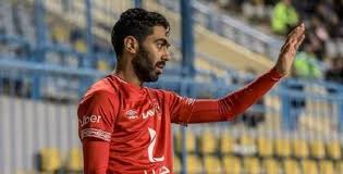 أكد حسين الشحات، لاعب الفريق الأول لكرة القدم بالنادي، سعادته بالفوز الذي حققه الأهلي على الإنتاج الحربي اليوم الثلاثاء، ضمن منافسات بطولة الدوري الممتاز. Ø§Ù„ÙˆØ·Ù† Ø³Ø¨ÙˆØ±Øª Ø´Ù‚ÙŠÙ‚ Ø­Ø³ÙŠÙ† Ø§Ù„Ø´Ø­Ø§Øª Ø§Ù„Ù„Ø§Ø¹Ø¨ ØªØ¹Ø±Ø¶ Ù„Ø¶ØºÙˆØ· ÙƒØ¨ÙŠØ±Ø© Ù„ÙŠÙ†ØªÙ‚Ù„ Ù„Ù„Ø²Ù…Ø§Ù„Ùƒ ÙˆØ£ØµØ± Ø¹Ù„Ù‰ Ø§Ù„Ø£Ù‡Ù„ÙŠ