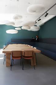 A Tour Of Airhelp S Sleek New Office In Berlin Meeting Room Design Office Office Furniture Design Office Interior Design