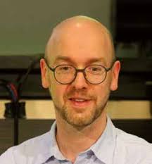 Revival: KreAktiv- Ausstellung zeigt neue Werke Zukunft: Kunstaktion in  Birkeneck gegen Fachkräftemangel Premiere: Erste Bü