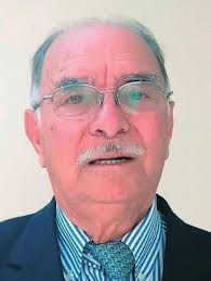 Dr. Gustavo Lee Acosta