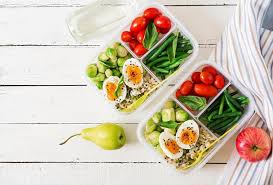 Alle low carb rezepte mittagessen auf einen blick lll auf unserer seite findest du 400+ low carb rezepte für jeden geschmack und anlass. 10 Proteinreiche Low Carb Snacks To Go Einfach Low Carb