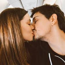 Dafne Fernández felicita al 'amor de su vida' con algunas fotos inéditas y  otras de lo más románticas