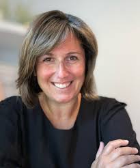 Karen Duguay's Instagram, Twitter & Facebook